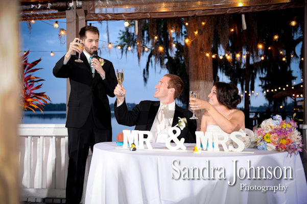 Best Lakeside wedding at Paradise Cove in Orlando, Florida - Wedding photographer - Sandra Johnson (SJFoto.com)